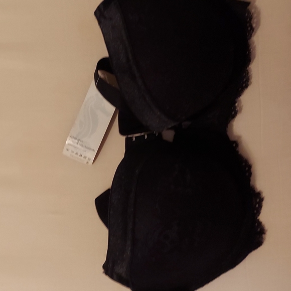 New bra - Picture 6 of 6